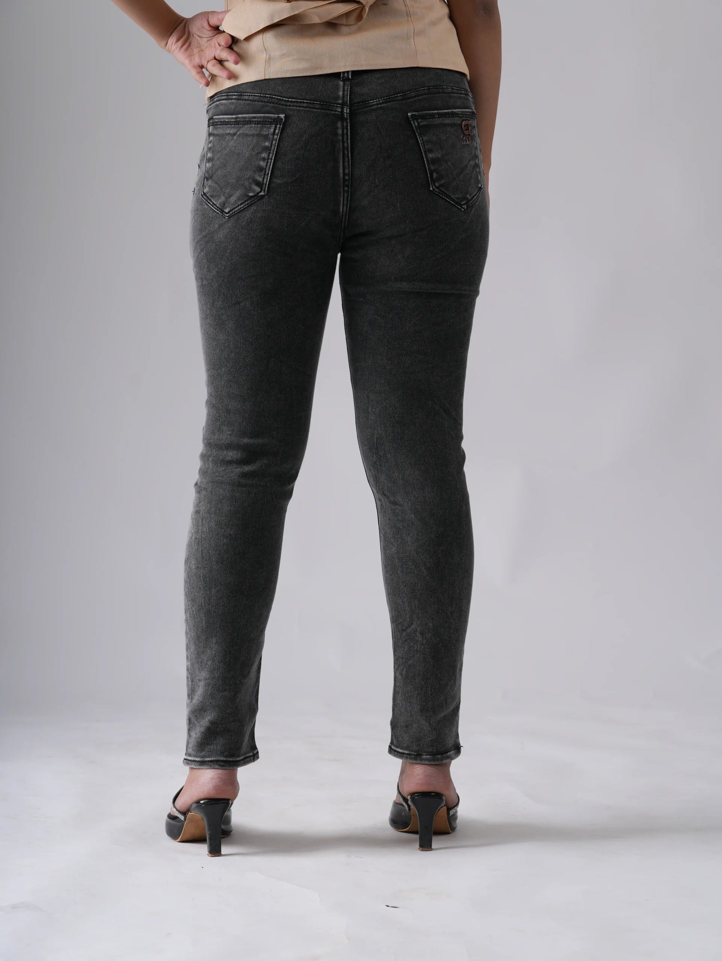 SKINNY BLACK SHADED JEANS