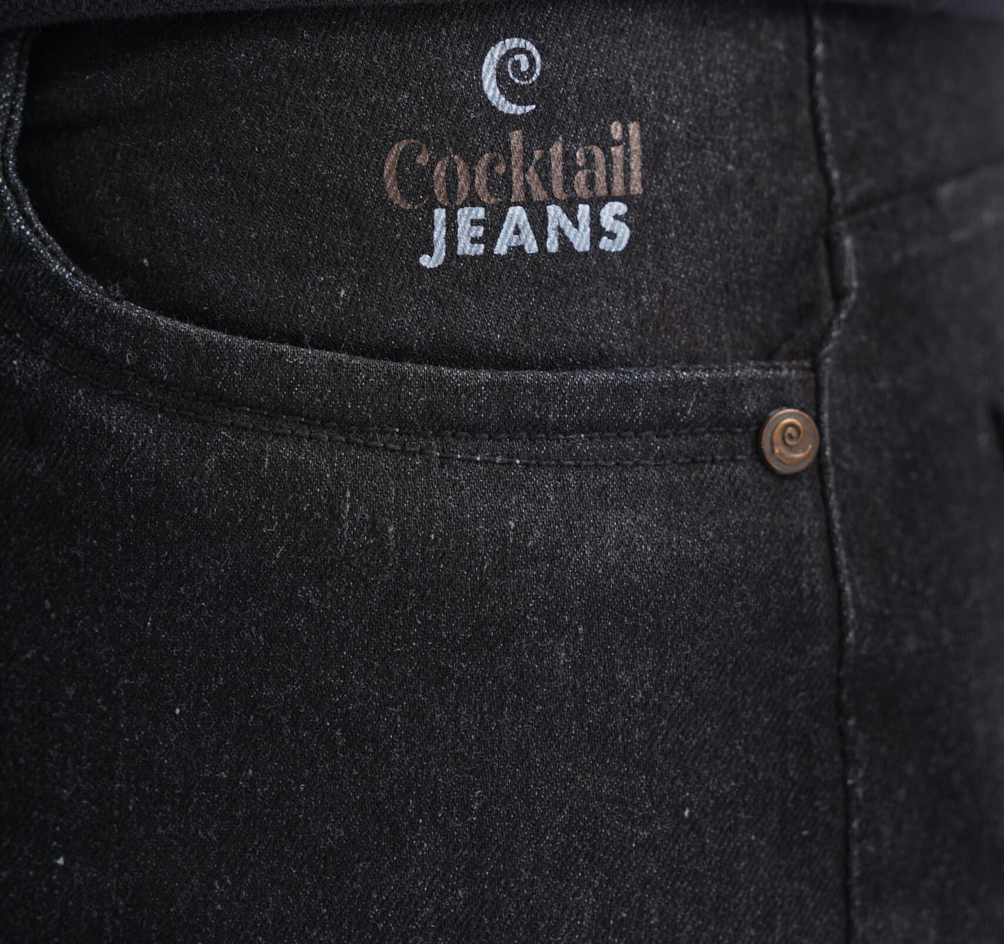 BLACK STRETCHABLE DISTRESSED SLIM FIT JEANS
