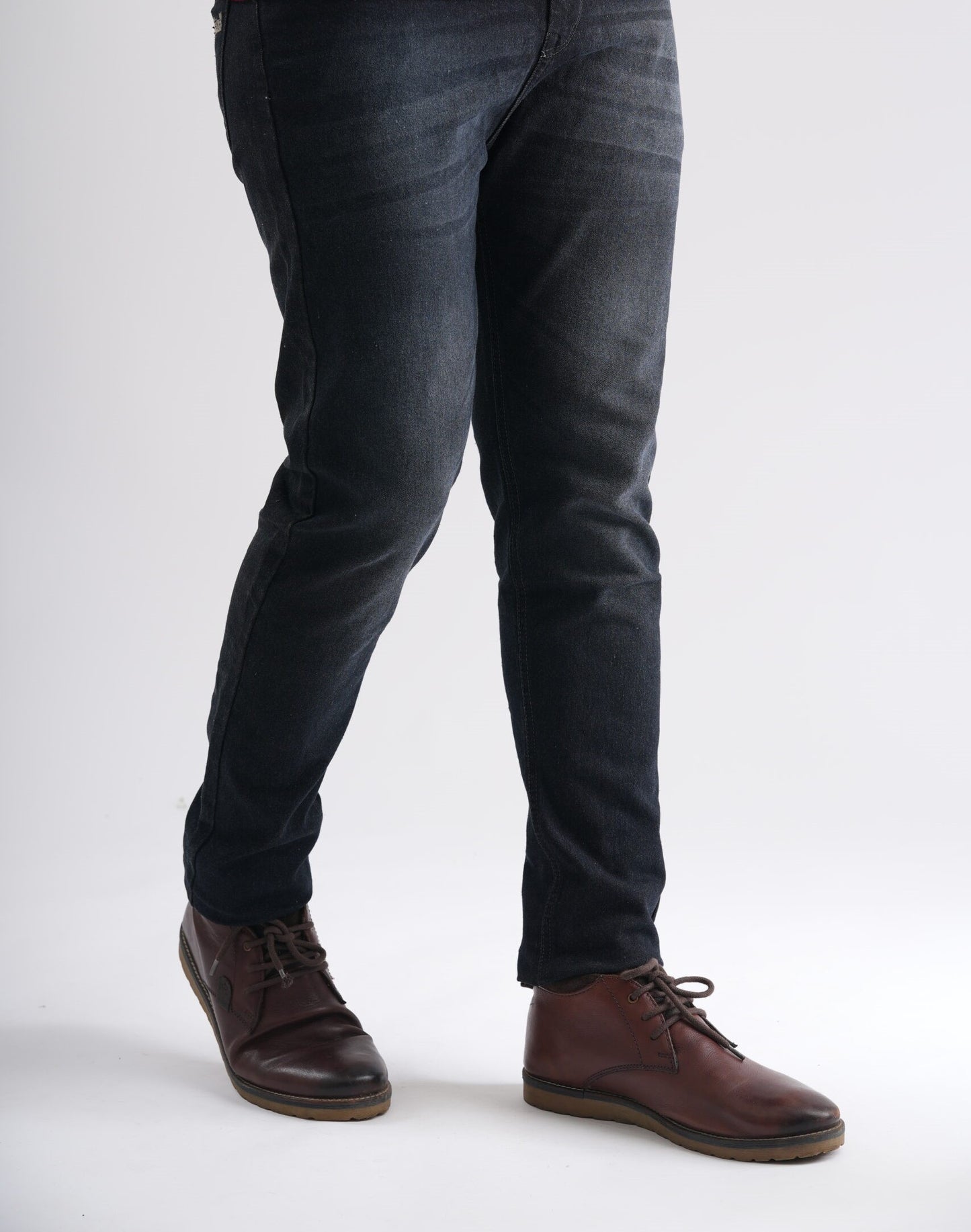 BLACK SHADED STRETCHABLE DISTRESSED SLIM FIT JEANS